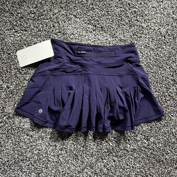 lululemon athletica Dresses & Skirts - Lululemon Circuit Breaker Skirt Navy NWT